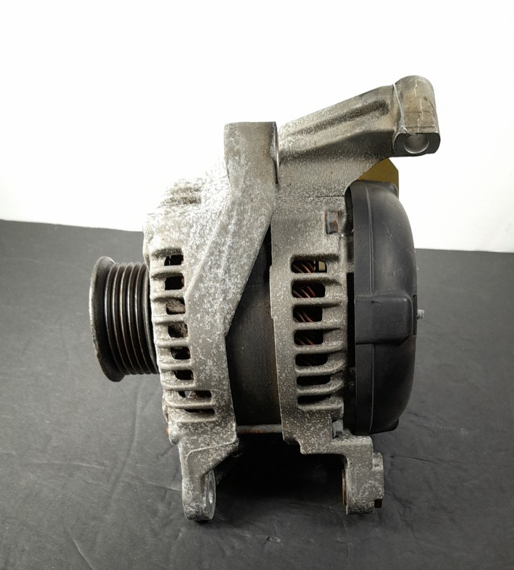 02-07 Jeep Liberty Alternator Generator Charging Assembly Engine Oem